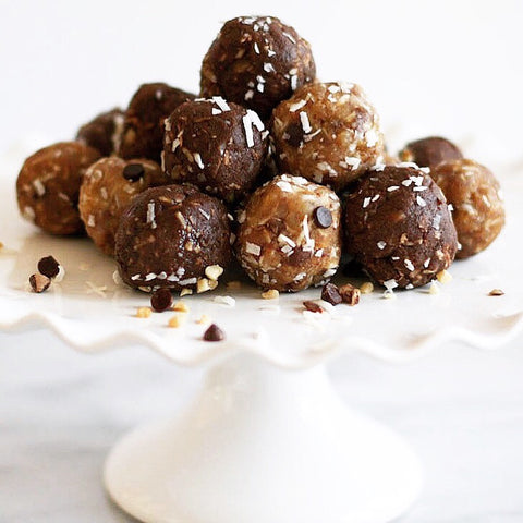 KETO COOKIE DOUGH PROTEIN BALLS