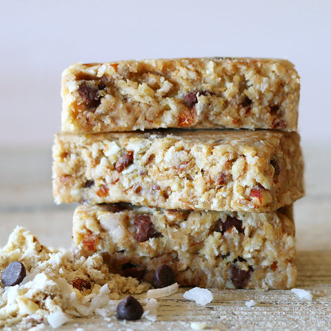 No-bake Banana Chocolate Chip Protein Bar Recipe