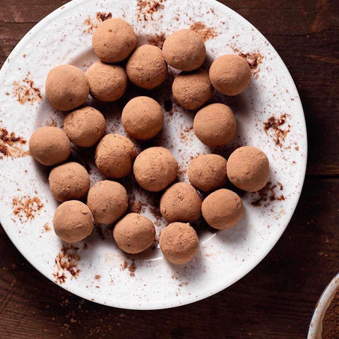 No-bake Chocolate Bourbon/ Rum Balls