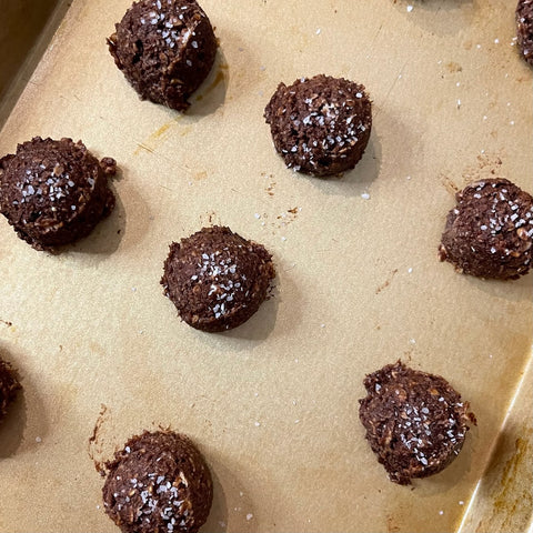 No Bake Salted Caramel Chocolate Cookies